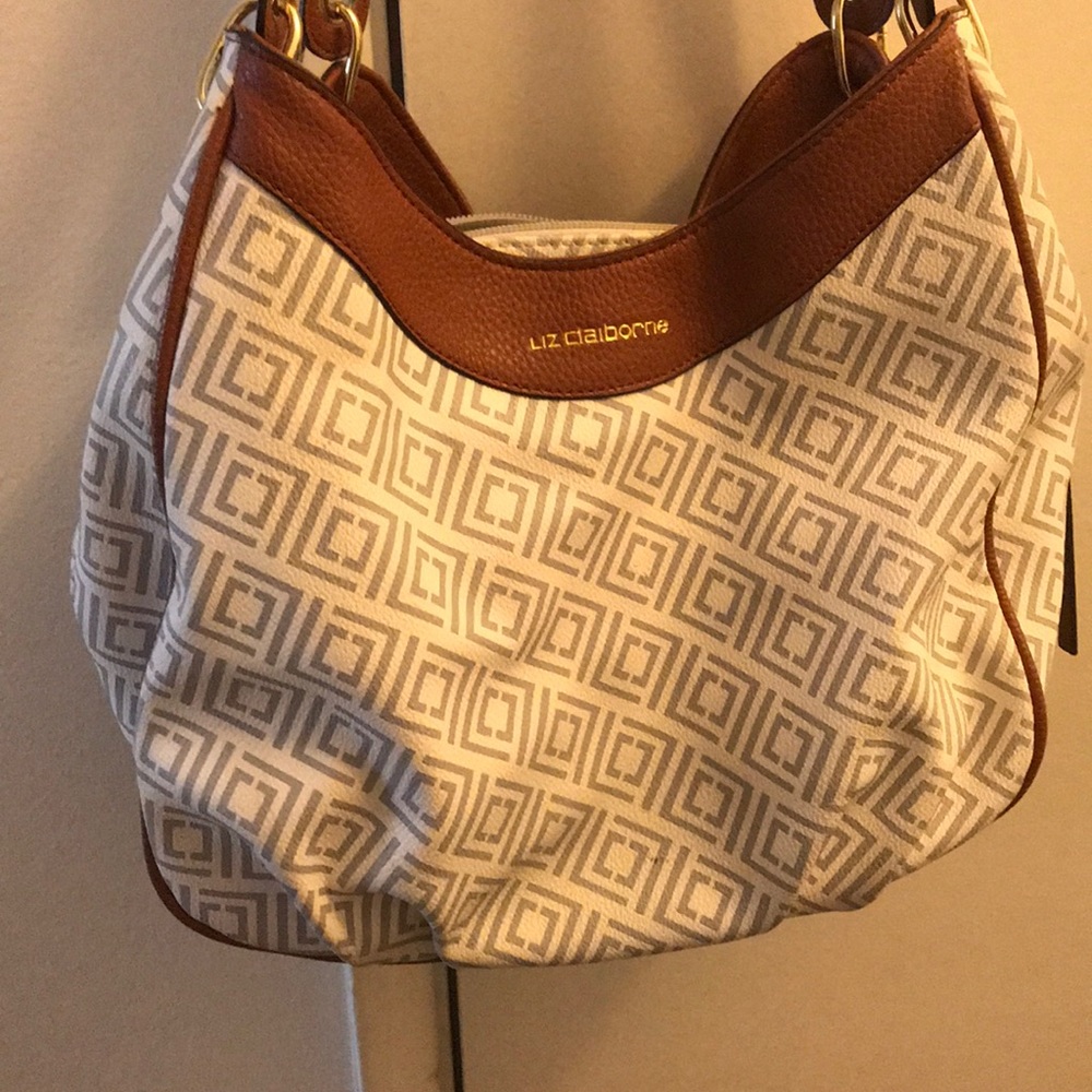 Handbag - Picture 3 of 7